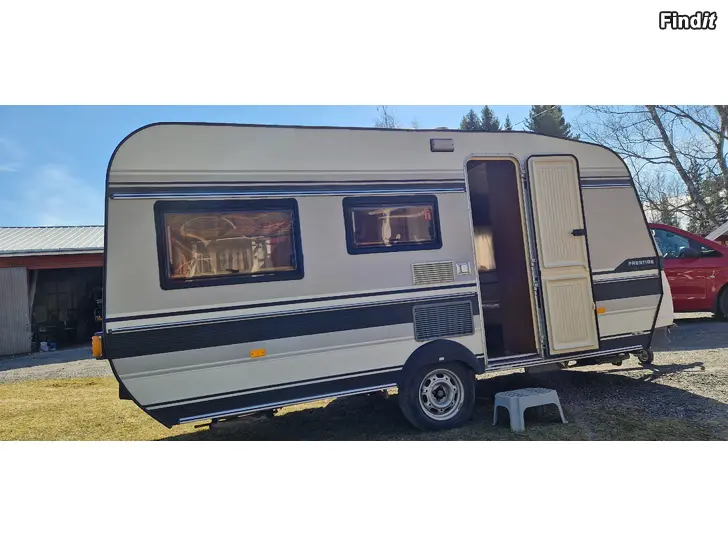 Myydään Asuntovaunu Hobby 460 prestige