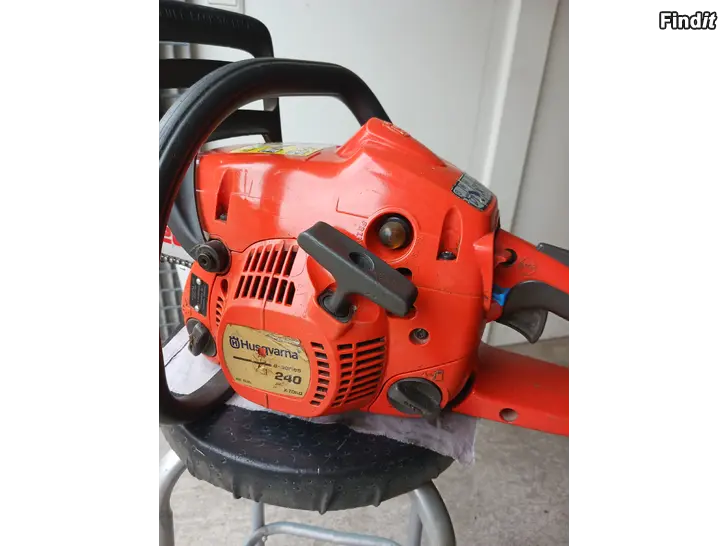 Myydään Husqvarna 240 moottorisaha
