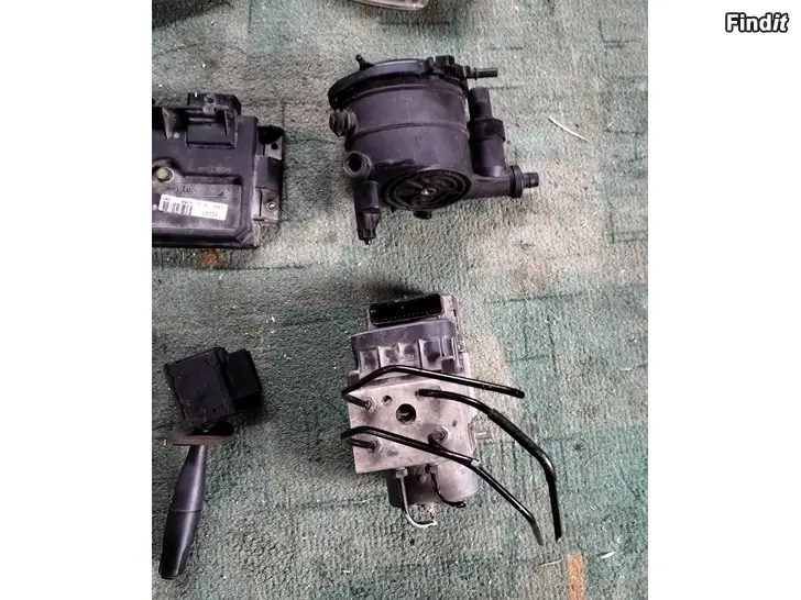 Myydään Etuvilkkut Bosch abspumppu 273004439 dieselsuodatimenkotelo