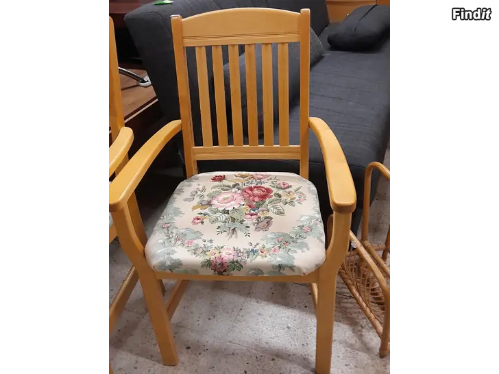 Säljes Seniorstol med olika sittdynorna