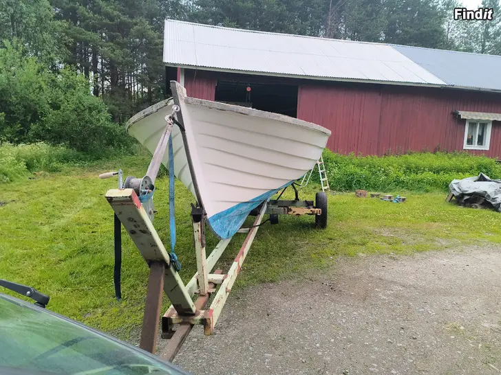 Myydään Svenfelt 24 + trailer
