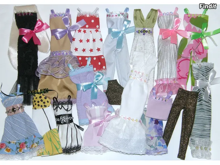 Säljes Vaatteet Barbielle 2