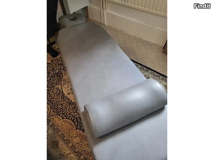 Säljes Massagebänk