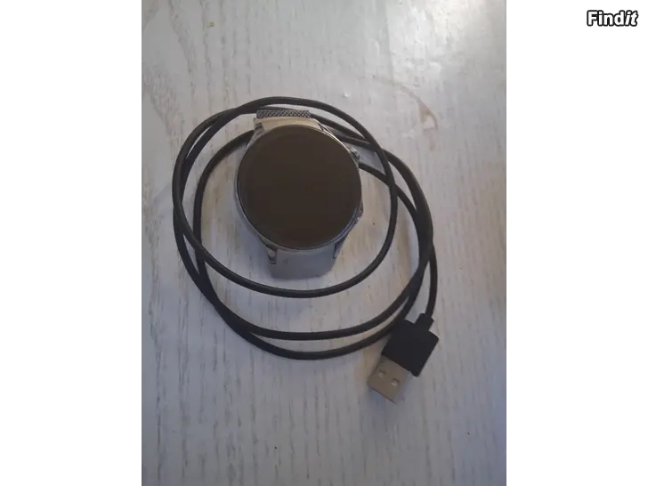 Myydään Oneplus watch 3