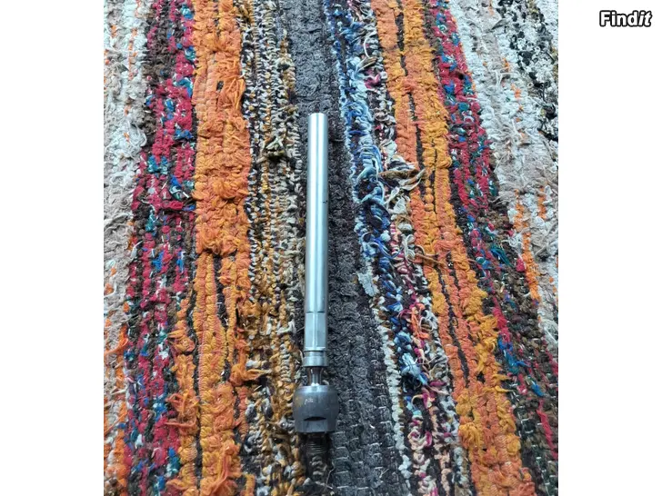 Myydään Raidetangon sisä raidetangon sisä laippakiristin ohjaus boksi