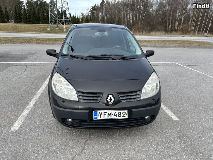 Myydään Myydään perheauto. Katsastettu 3.2026