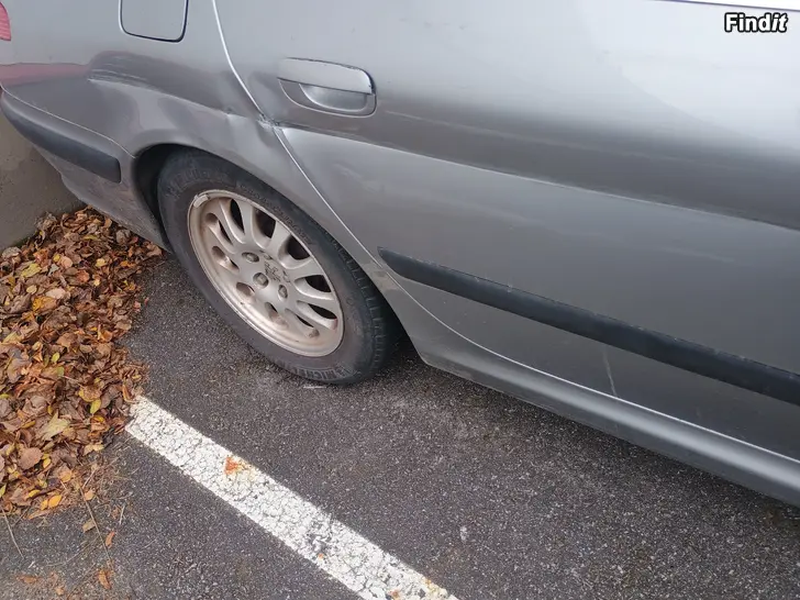 Myydään Peugeot 607 2001