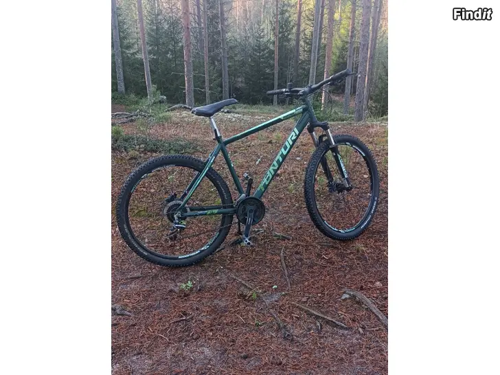 Myydään Tunturi maastopyörä, voi myös tarjota