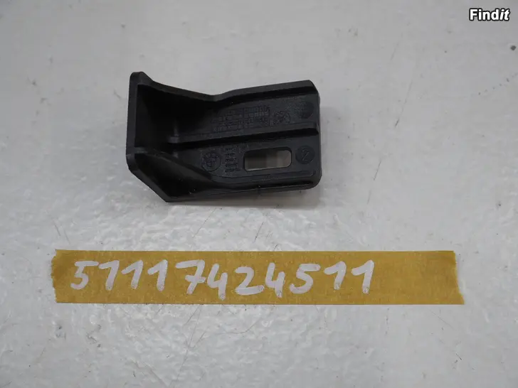 Myydään BMW X2 17-25 F39 front bumper support bracket holder 51117424511