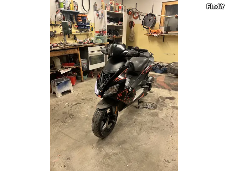 Säljes Aprilia Sr 50