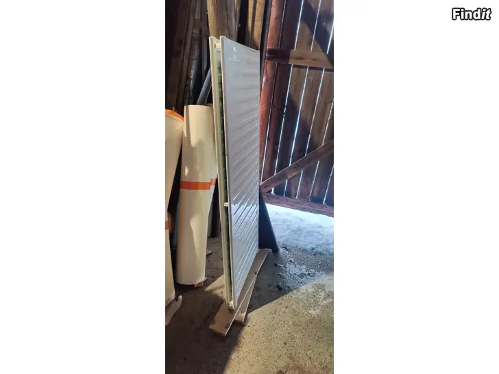 Säljes Vattenburna radiatorer