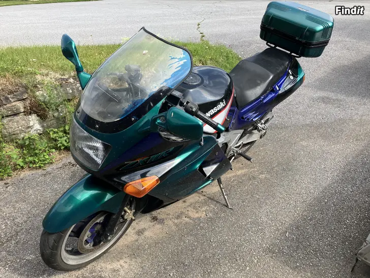 Säljes Kawasaki zx-10 bytes eller säljes