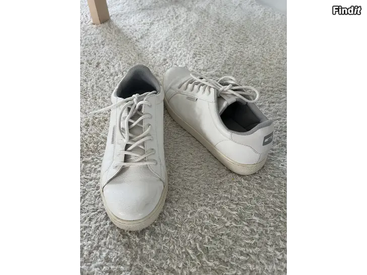 Säljes Sneakers 40 Jack Jones