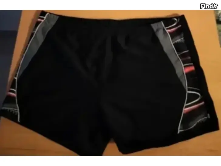 Myydään Uimahousut House