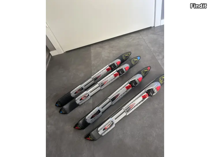 Myydään långfärdsskridskor retkiluistimet 2 paria
