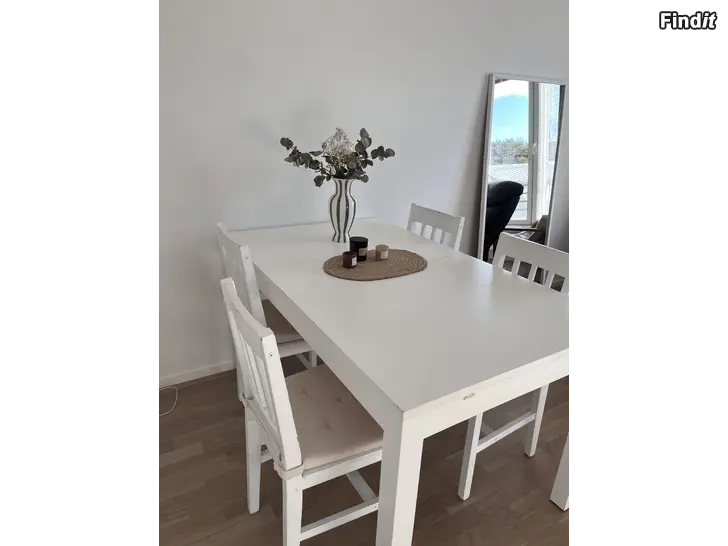 Säljes Bord + stolar
