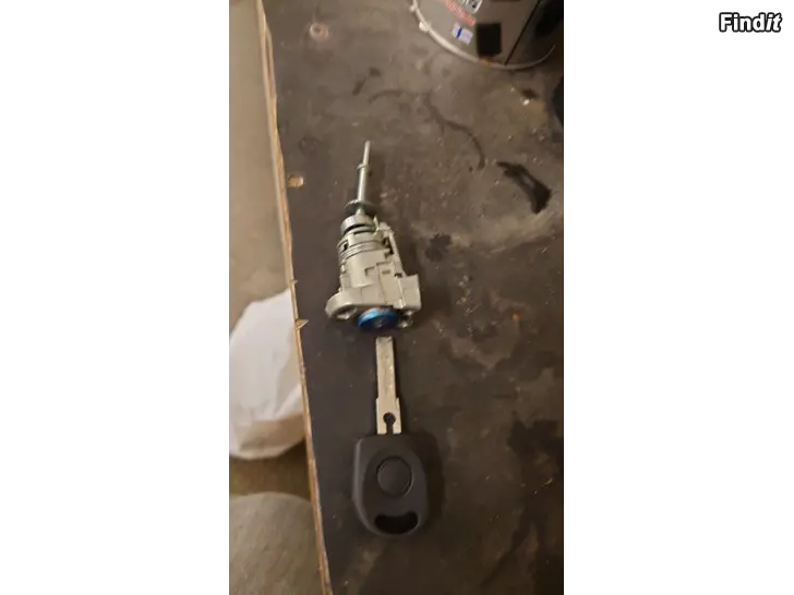 Säljes Dörrlås till vw caddy säljes