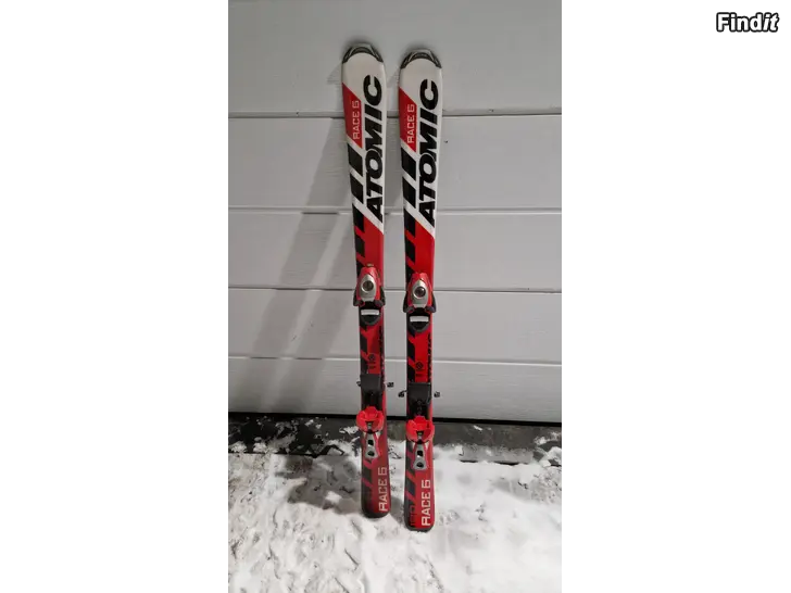 Säljes Slalomskidor 120cm