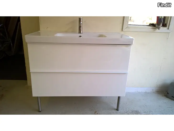 Säljes Badrumsinredning - Badrumsserie