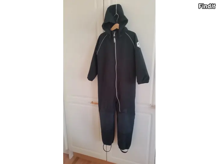 Myydään Playtech by Name It musta softshell haalari 110cm -hinta 10e