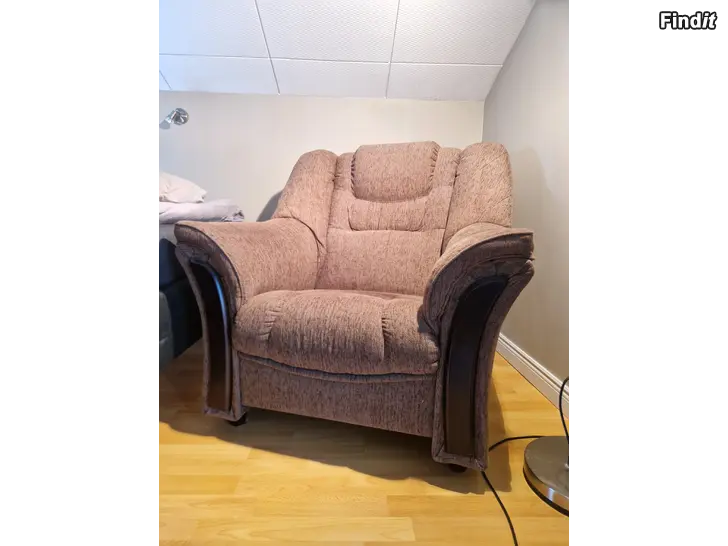 Säljes Fåtölj i bra skick