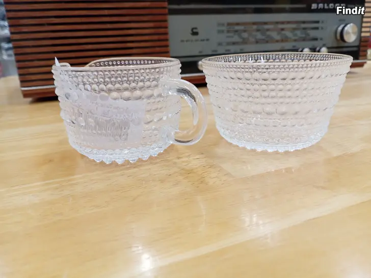 Säljes Kastehelmi sokerikko ja kermakko