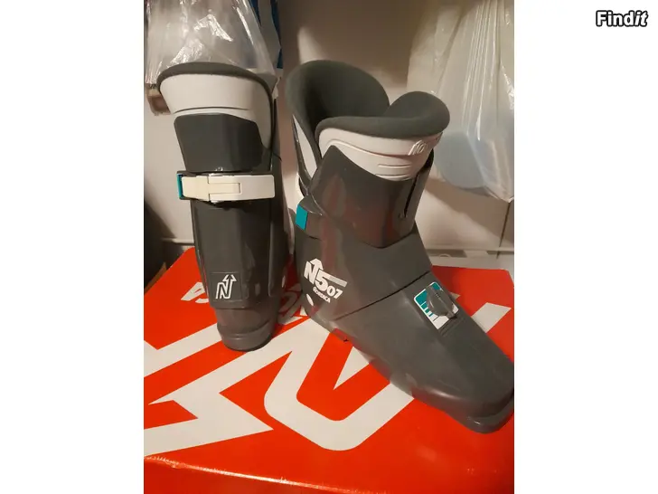 Säljes Laskettelumonot, 5 paria