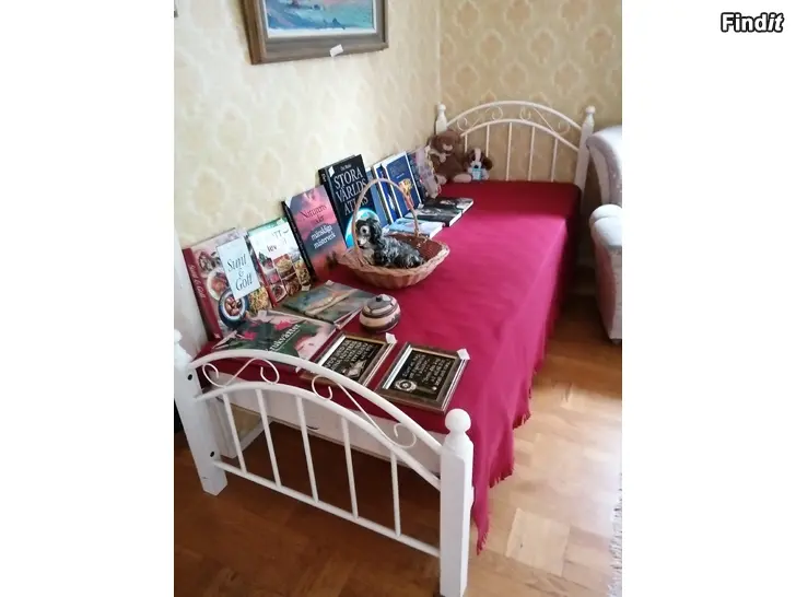 Säljes ÖH Loppis, Sängar o soffgrupp