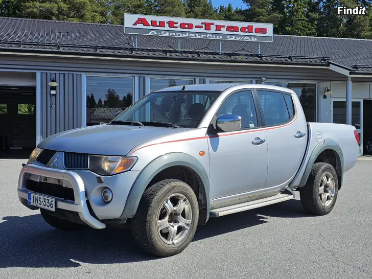 Säljes Mitsubishi L200 2.5 Double Cab 4WD AT 2008 Säljes Mitsubishi L200 2.5 Double Cab 4WD AT 2008