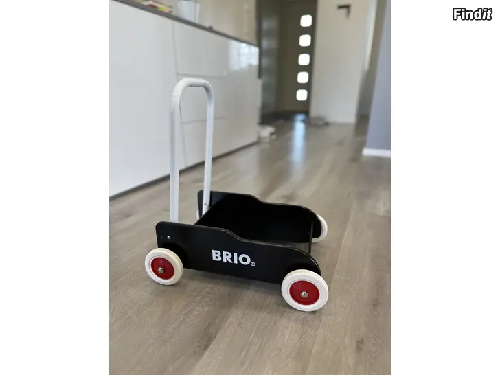 Säljes BRIO gå vagn