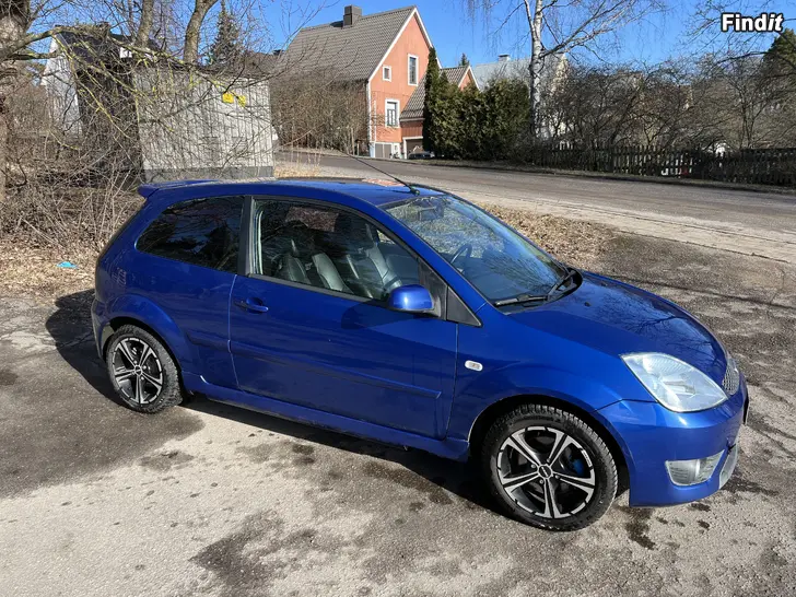 Myydään Ford Fiesta ST