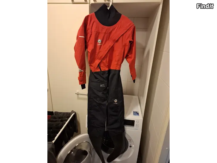 Myydään Crewsaver atacama junior