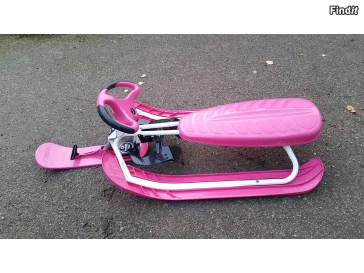 Myydään Stiga PRO Snowracer vaaleanpunainen  -hinta 35e