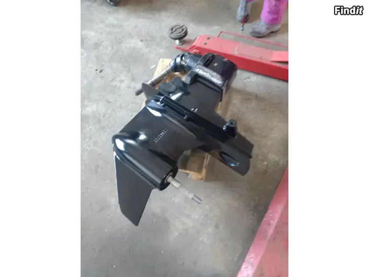 Myydään Mercruiser Alpha one gen 1  2 växelhus