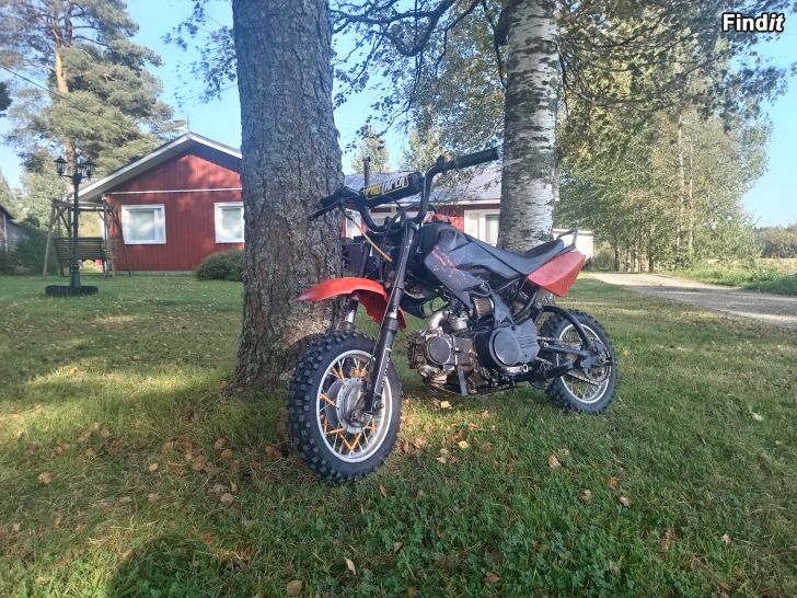 Myydään Samurai cross 72cc