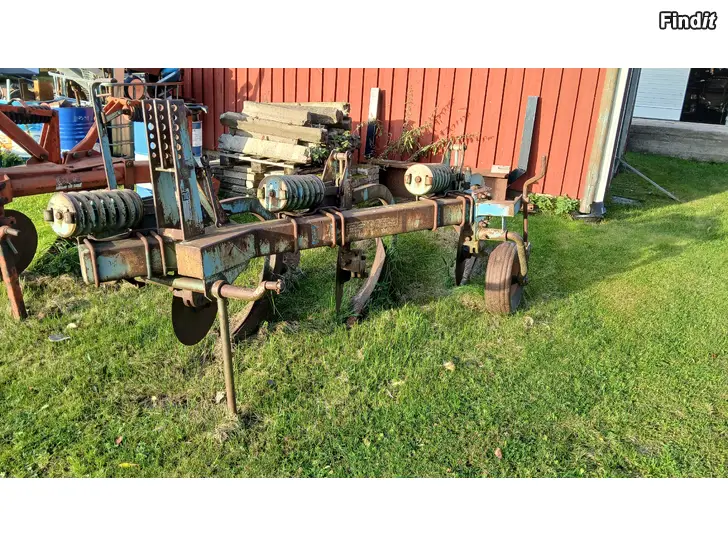 Säljes Fiskars plog