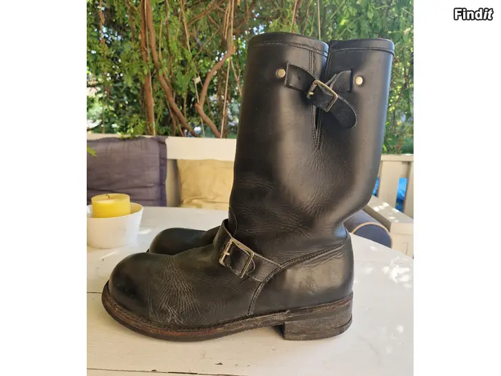 Myydään Biker boots