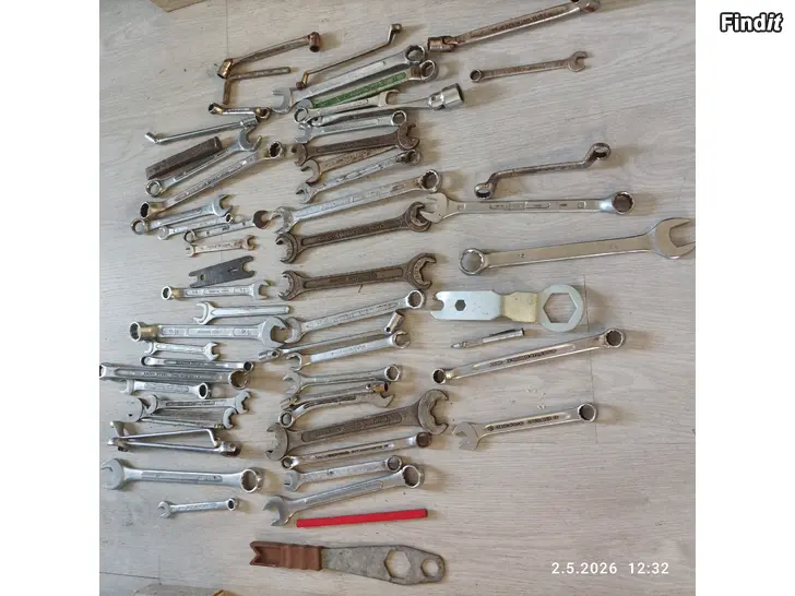 Myydään Meisseleitä ja avaimia