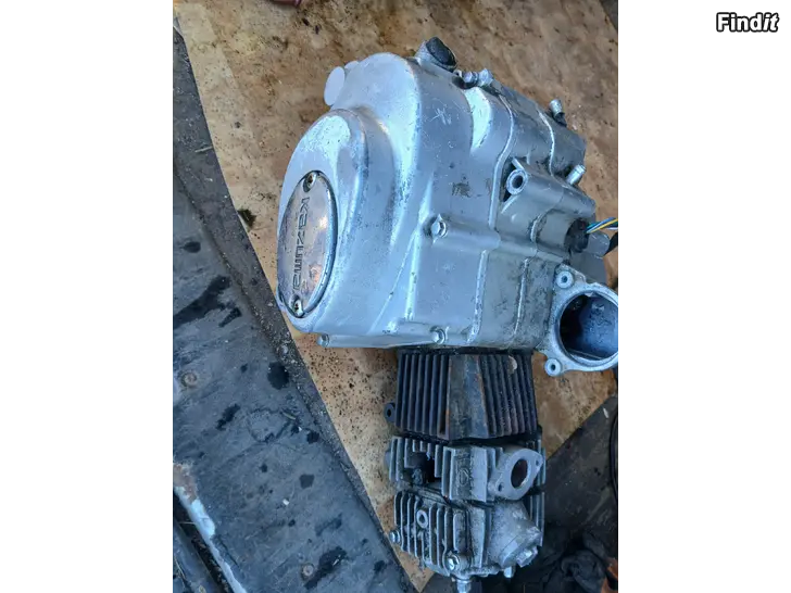 Myydään Katsuman 86 cc varaosa moottori