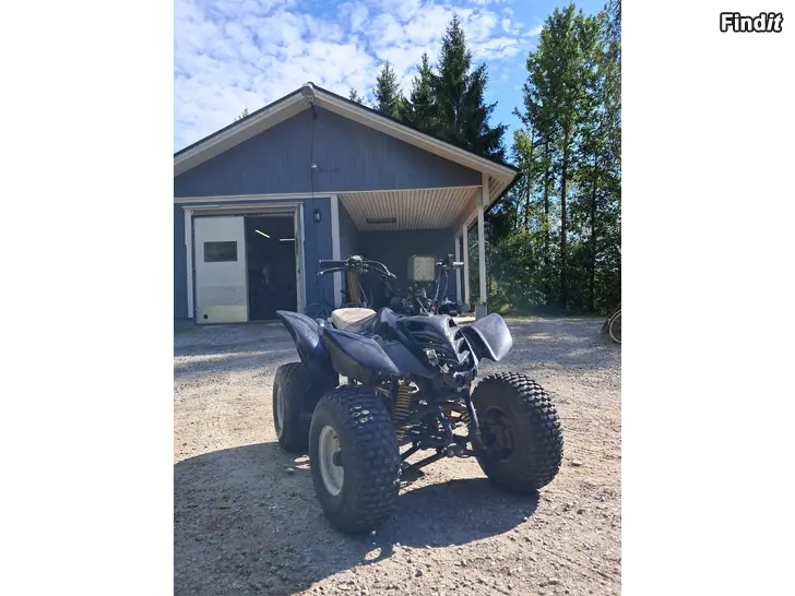 Säljes En 110cc fyrhjuling