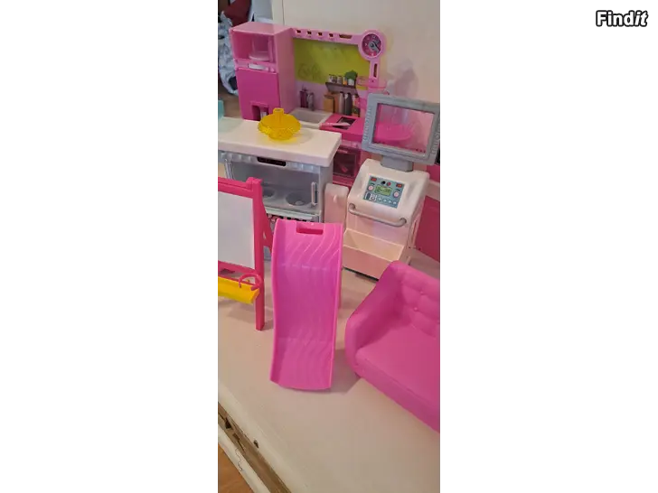 Säljes Barbie möbler och tillbehör 1990 tal