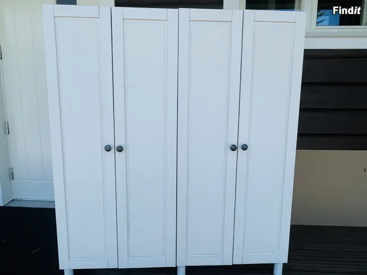Säljes Ikea Stuva klädskåp