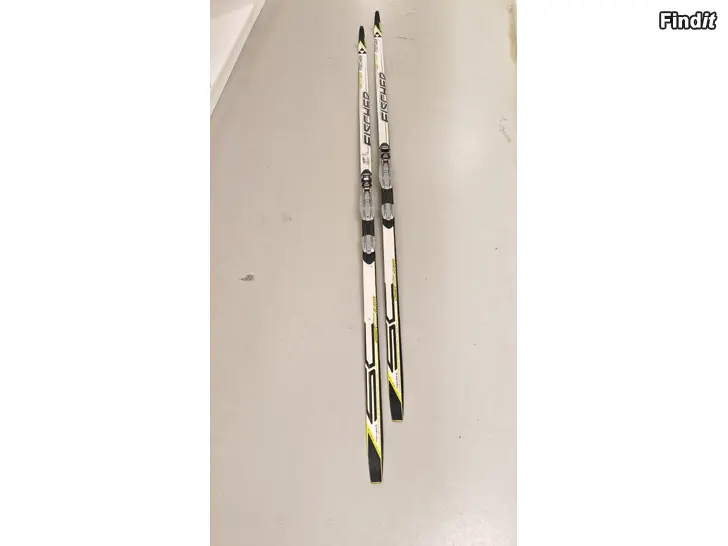 Säljes Fischer SC classic 207 cm skidor