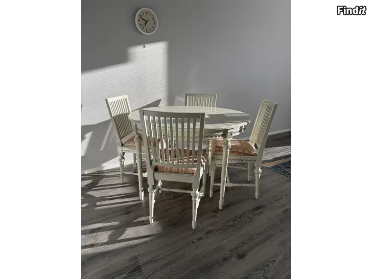 Säljes Gustavianska möbler från Jurva  komplett set
