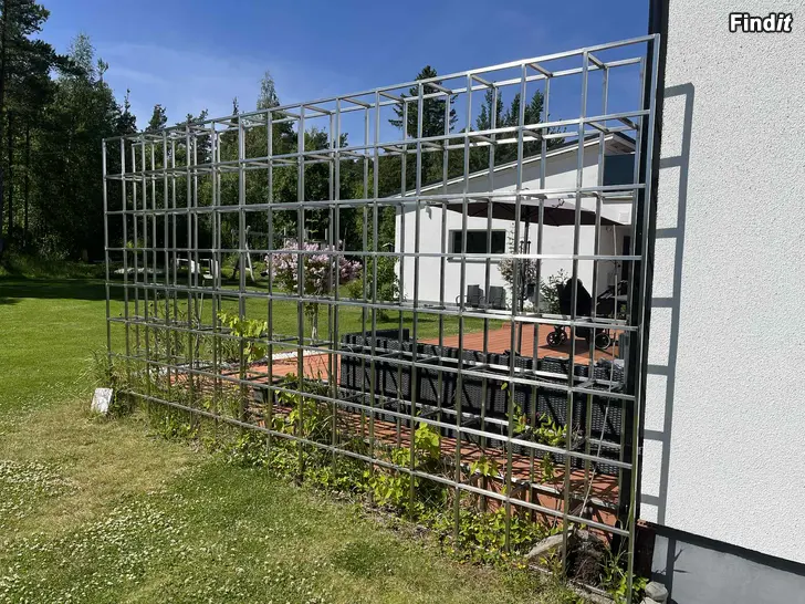 Säljes Ställning för odlingslådor i rostfritt