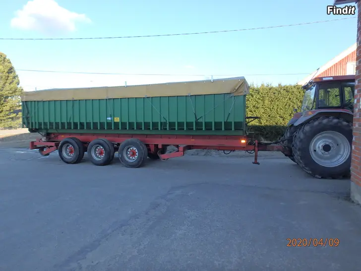 Myydään 3-axlar traktorkärra KMA