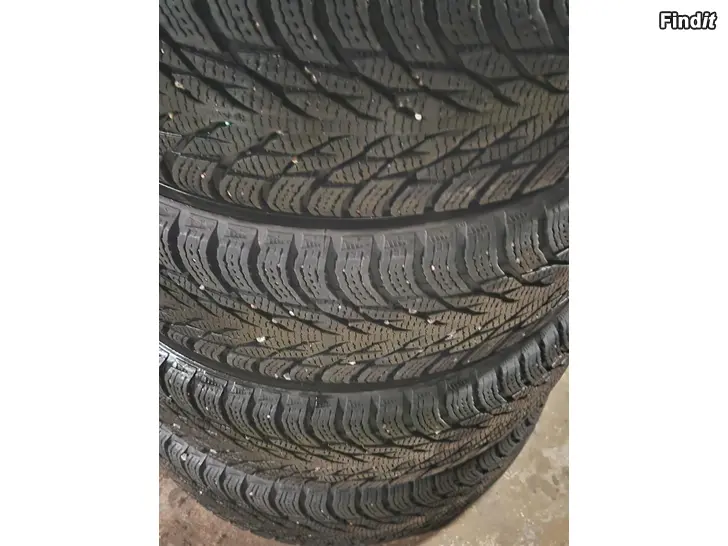 Säljes 215/60/16 nokia hakkapelitta R3 vm2020 7mm 4kpl