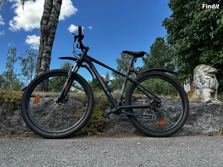 Myydään Mountainbike