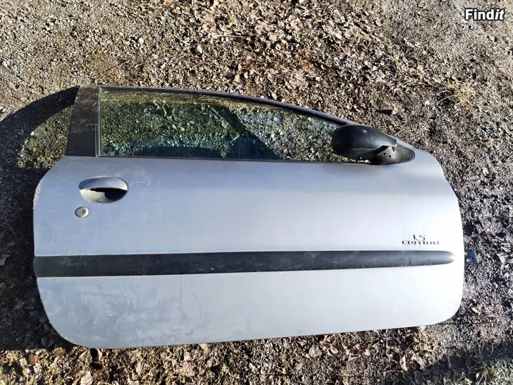 Myydään Peugeot 206 etuovi oikea