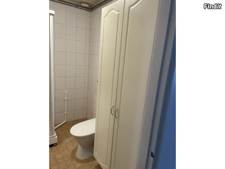 Säljes Skåp